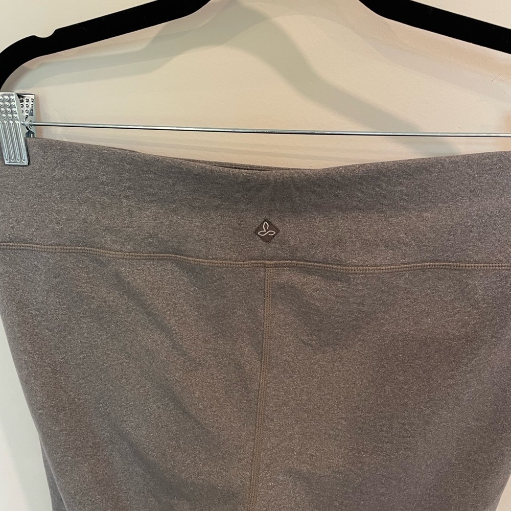 Prana Grey Cropped Leggings - Picture 6 of 9